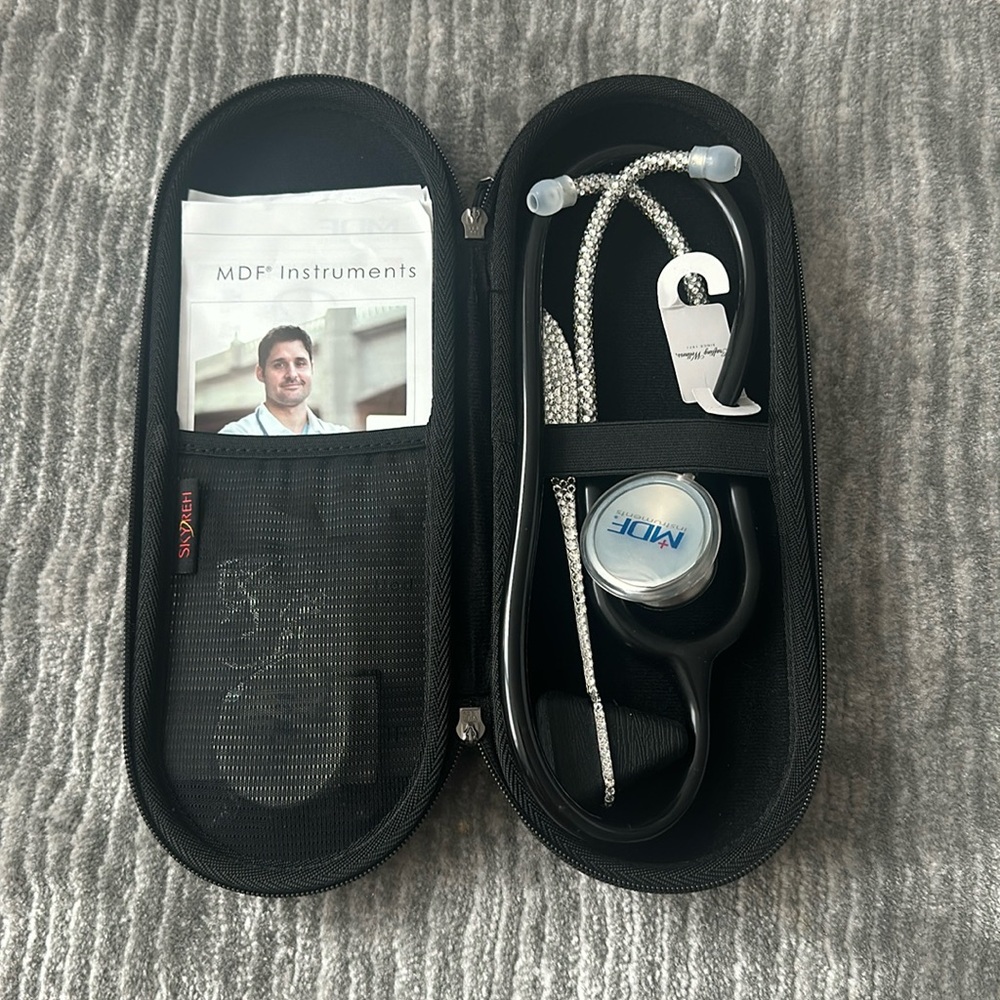 MDF INSTRUMENTS DIVA SWAROVSKI stethoscope